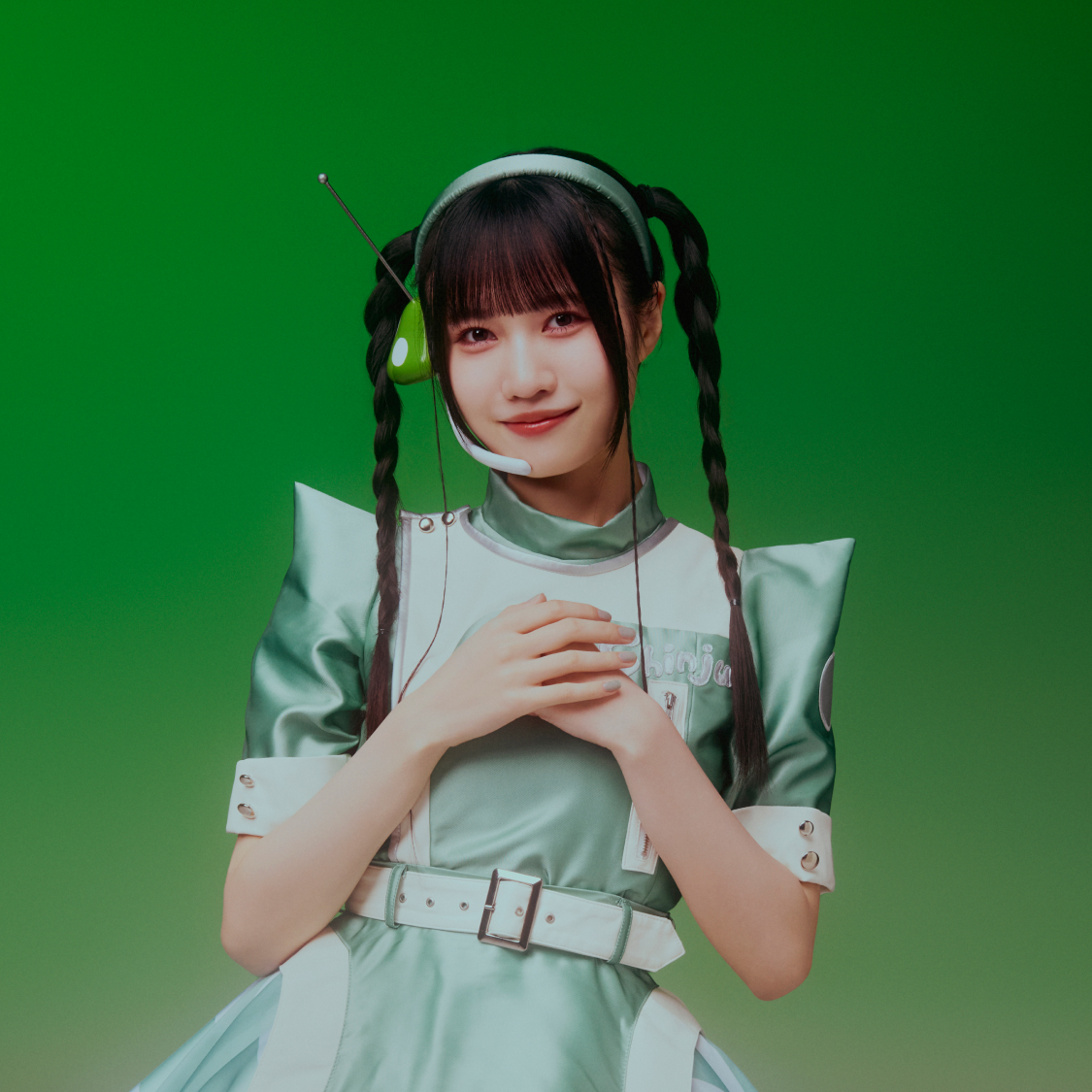 いぎなり東北産 吉瀬真珠 法被 いぎなり東北産」吉瀬真珠 「エヴァ」を見るか悩んでます - 芸能