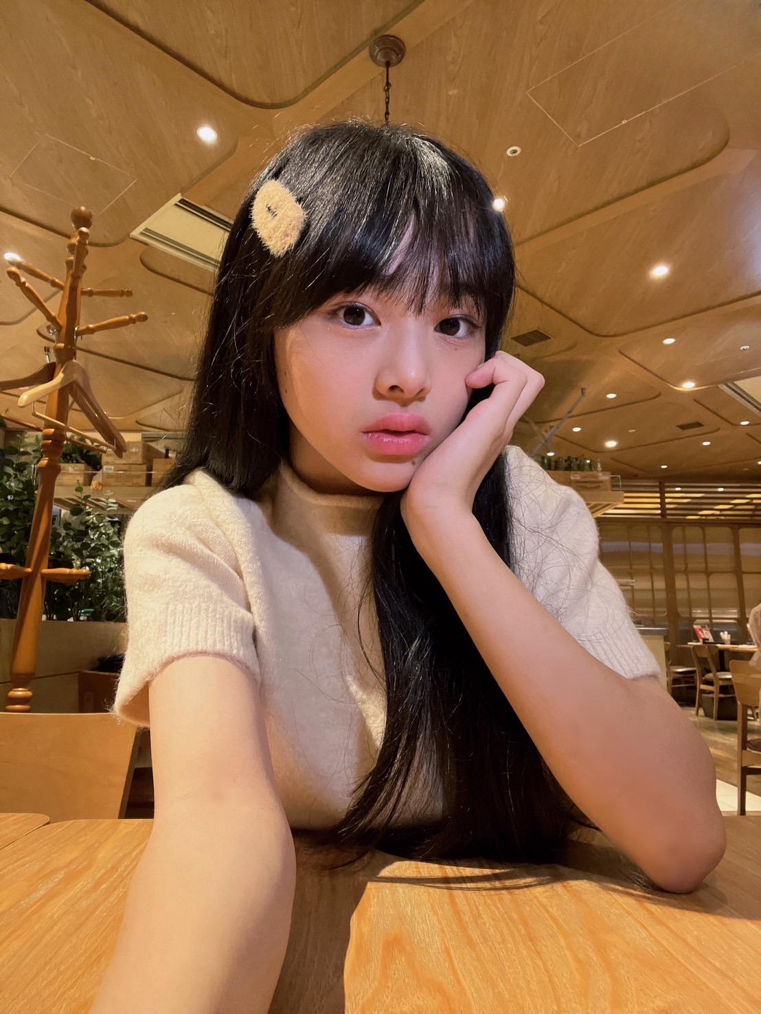 xt7BEA1QfYAF2gaBQxsLwx?auto= 